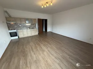 Pronájem bytu 1+kk, Praha - Libeň, Pod plynojemem, 36 m2