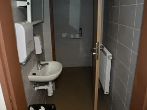 Prodej kanceláře, Kouty, 440 m2