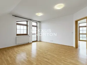 Pronájem vily, Praha - Nebušice, Druhého odboje, 384 m2