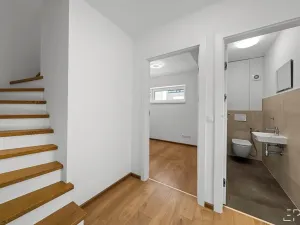 Pronájem rodinného domu, Praha - Vinoř, Lipoltická, 114 m2