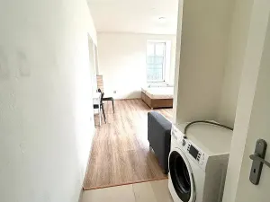 Pronájem bytu 1+kk, Praha - Zličín, Strojírenská, 32 m2