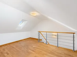 Prodej bytu 2+kk, Praha - Vršovice, Karpatská, 64 m2