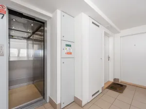 Prodej bytu 2+kk, Praha - Vršovice, Karpatská, 64 m2