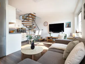 Prodej bytu 3+kk, Hradec Králové - Kukleny, Pražská třída, 68 m2