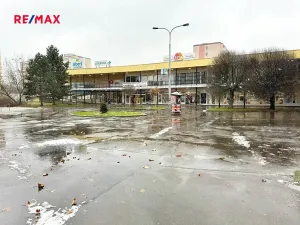 Pronájem restaurace, Praha - Lhotka, Novodvorská, 412 m2