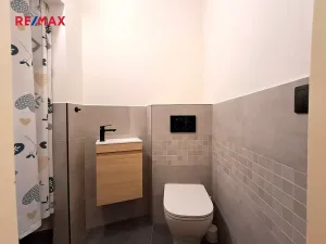 Pronájem bytu 2+kk, Praha - Hlubočepy, Voskovcova, 55 m2