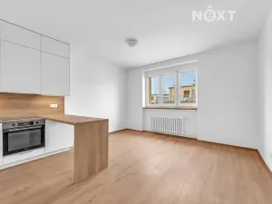 Prodej bytu 2+kk, Praha - Břevnov, Nad Kajetánkou, 45 m2