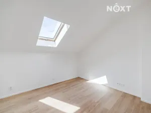 Prodej bytu 1+kk, Praha - Vysočany, Kolmá, 27 m2