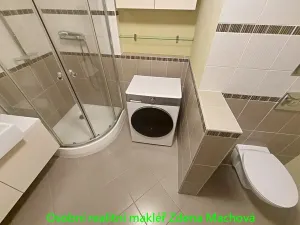 Pronájem bytu 3+kk, Praha - Strašnice, Gutova, 87 m2