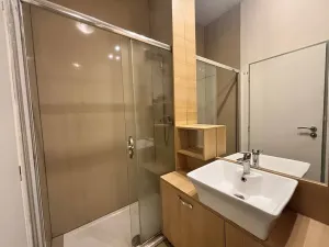 Pronájem bytu 1+1, Praha - Dejvice, Pod kaštany, 34 m2