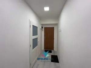 Prodej bytu 1+1, Teplice, 14. října, 42 m2