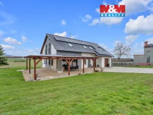 Prodej rodinného domu, Podhradí - Čejkovice, 225 m2