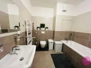 Pronájem bytu 2+kk, Olomouc, Loudova, 76 m2