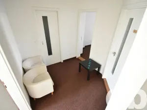 Pronájem kanceláře, Karlovy Vary, Bělehradská, 112 m2