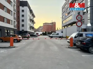 Prodej garážového stání, Pardubice - Zelené Předměstí, Rokycanova, 17 m2