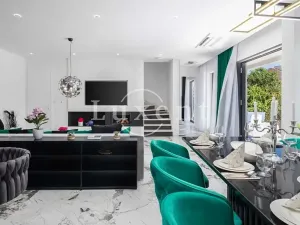 Prodej vily, Rogoznica, Chorvatsko, 200 m2