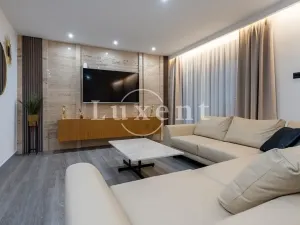 Prodej vily, Makarska, Chorvatsko, 280 m2