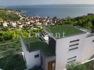 Prodej vily, Omiš, Chorvatsko, 253 m2