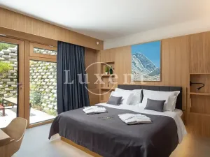 Prodej vily, Omiš, Chorvatsko, 298 m2