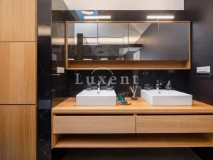 Prodej vily, Omiš, Chorvatsko, 298 m2