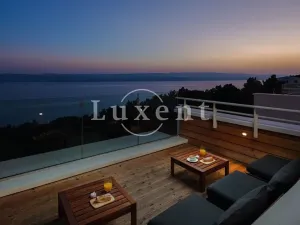 Prodej vily, Omiš, Chorvatsko, 298 m2