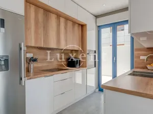 Prodej vily, Makarska, Chorvatsko, 400 m2