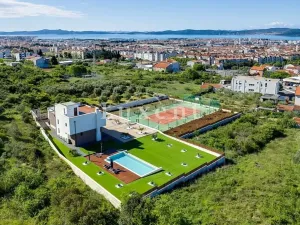 Prodej vily, Zadar, Chorvatsko, 380 m2