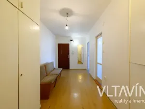 Pronájem bytu 2+1, Praha - Holešovice, Jankovcova, 68 m2