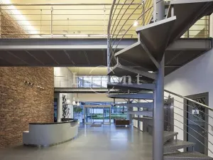 Pronájem kanceláře, Praha, Radlická, 516 m2