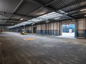 Pronájem skladu, Ostrava, Navrátilova, 957 m2