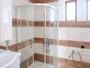 Pronájem bytu 2+1, Sokoleč, Velimská, 60 m2