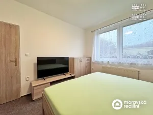 Pronájem bytu 2+kk, Neslovice, Školní, 38 m2