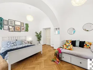 Prodej bytu 2+kk, Praha - Vinohrady, Americká, 76 m2