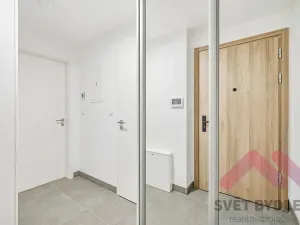 Prodej bytu 1+kk, Praha - Modřany, Komořanská, 37 m2