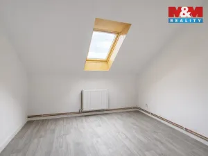 Prodej bytu 3+1, Dobev - Stará Dobev, 73 m2