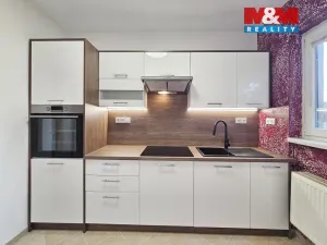 Pronájem bytu 2+1, Liberec - Liberec XXV-Vesec, U Sídliště, 61 m2