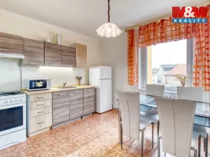 Prodej bytu 3+1, Podbořany, Dukelská, 68 m2