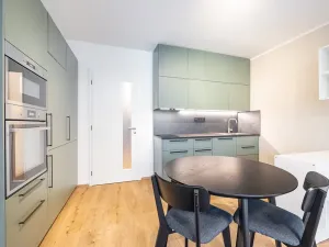 Pronájem bytu 1+kk, Praha, Milánská, 35 m2