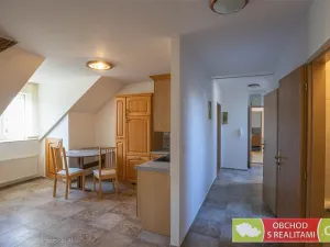 Prodej kanceláře, Chrudim - Chrudim IV, Lupáčova, 612 m2