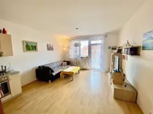 Pronájem bytu 2+kk, Praha - Vysočany, Podkovářská, 62 m2