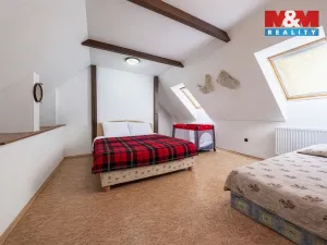 Prodej rodinného domu, Pluhův Žďár, 300 m2