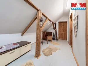 Prodej rodinného domu, Pluhův Žďár, 300 m2