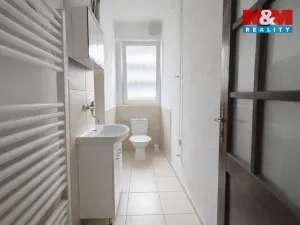 Pronájem bytu 1+kk, Louny, Palackého, 36 m2