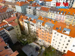 Prodej bytu 1+kk, Praha - Smíchov, Grafická, 41 m2