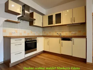 Pronájem bytu 2+kk, Praha - Strašnice, Gutova, 55 m2