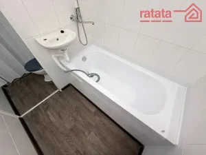 Pronájem bytu 3+1, Klášterec nad Ohří, Školní, 66 m2