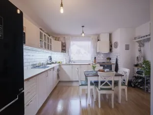 Prodej rodinného domu, Jičín, 252 m2