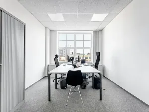 Pronájem obchodního prostoru, Praha - Holešovice, U Uranie, 500 m2