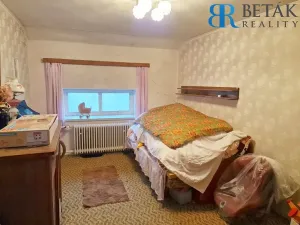 Prodej rodinného domu, Oplocany, 230 m2