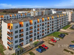 Prodej bytu 2+kk, Praha - Uhříněves, Oty Bubeníčka, 45 m2